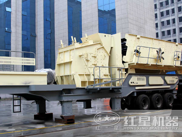 HX粗破轮胎系列颚式破碎机移动破碎站